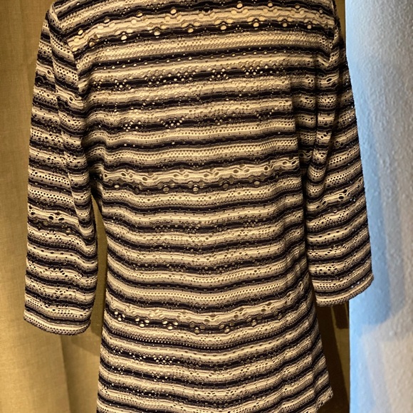 EUC Blue and white striped tunic blouse. Size Med. - Picture 2 of 3